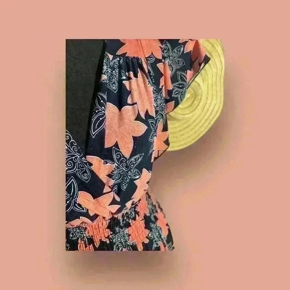 Beautiful Spring Floral Maxi Dress, VNeck, Ruffled Raglan Sleeves, size Large - Picture 4 of 6